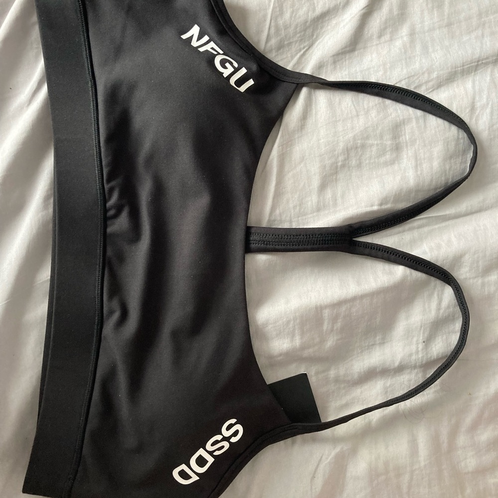 Darc sport sports bra brand new
